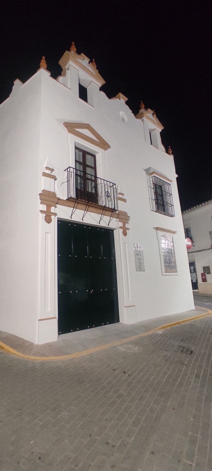 8d27ac9c-da59-4638-aead-10e4f08a1efb