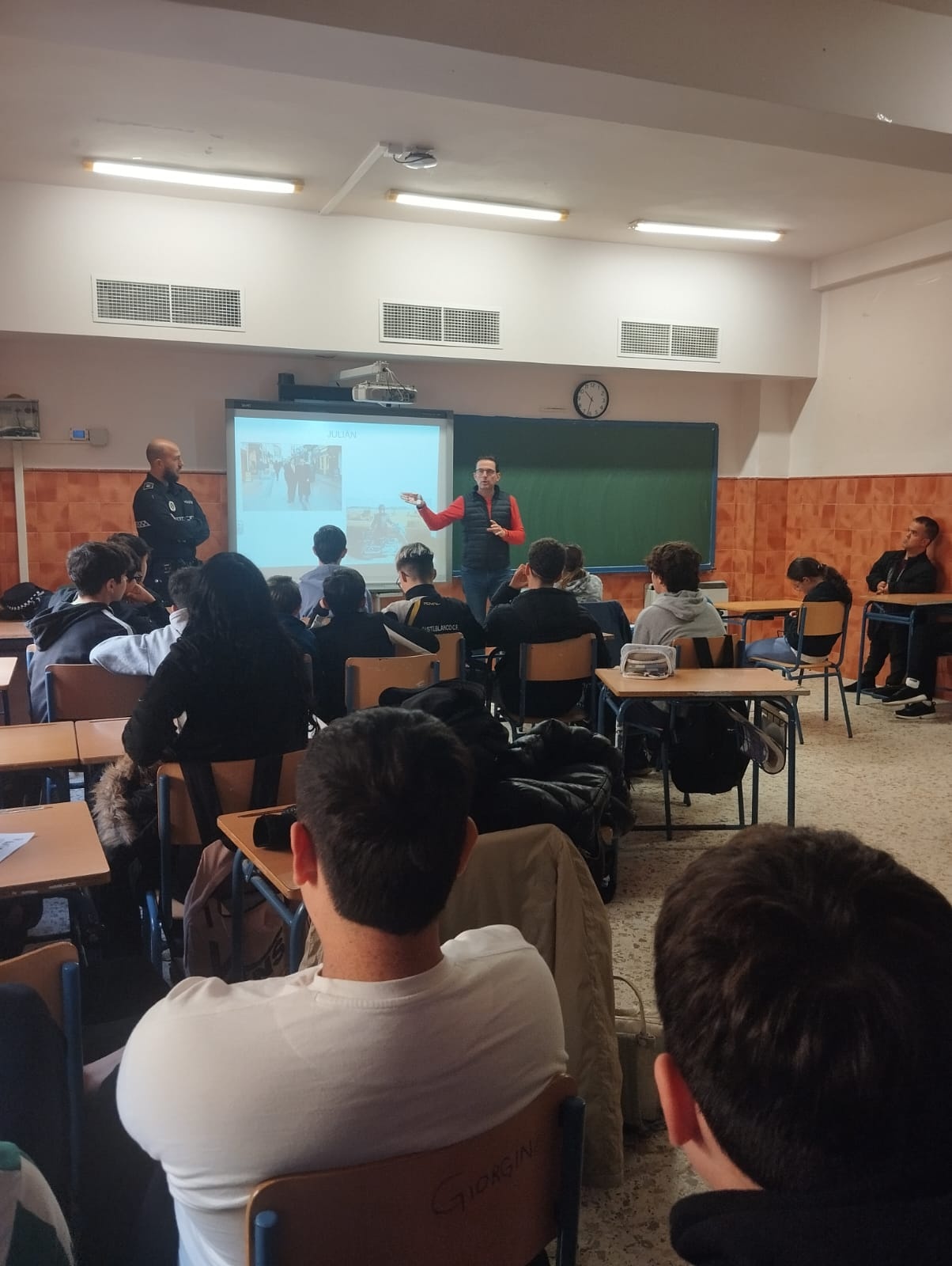 1cabd238-7636-43f3-b56d-4864272f23b0