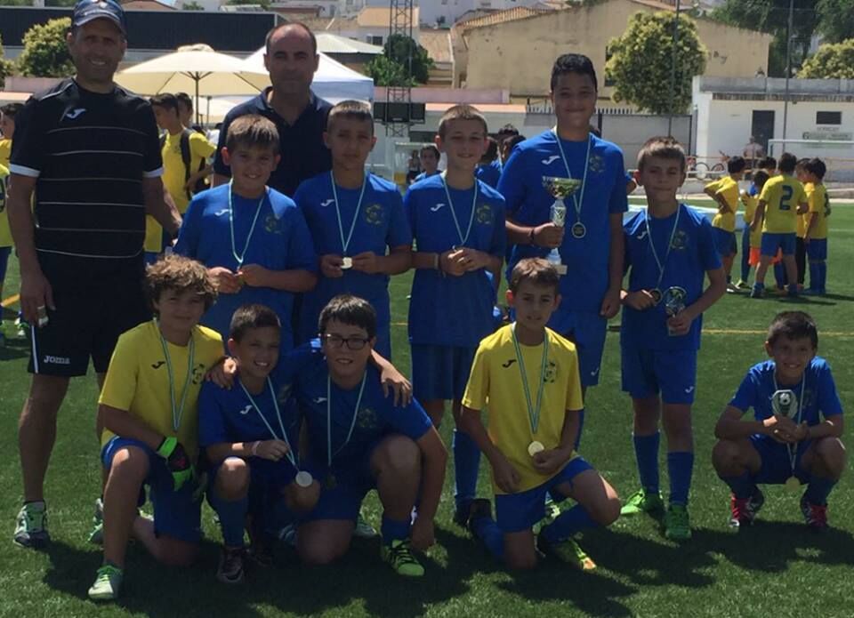 Escuela de Fútbol.17.06.17