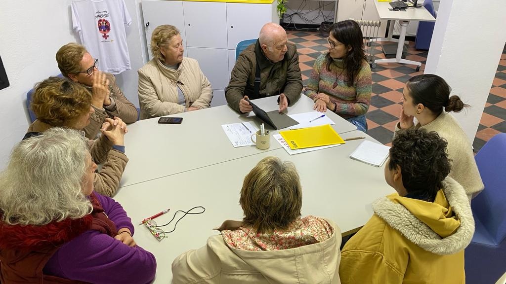 24f15499-23d9-4f99-87d0-aad65f2b596b