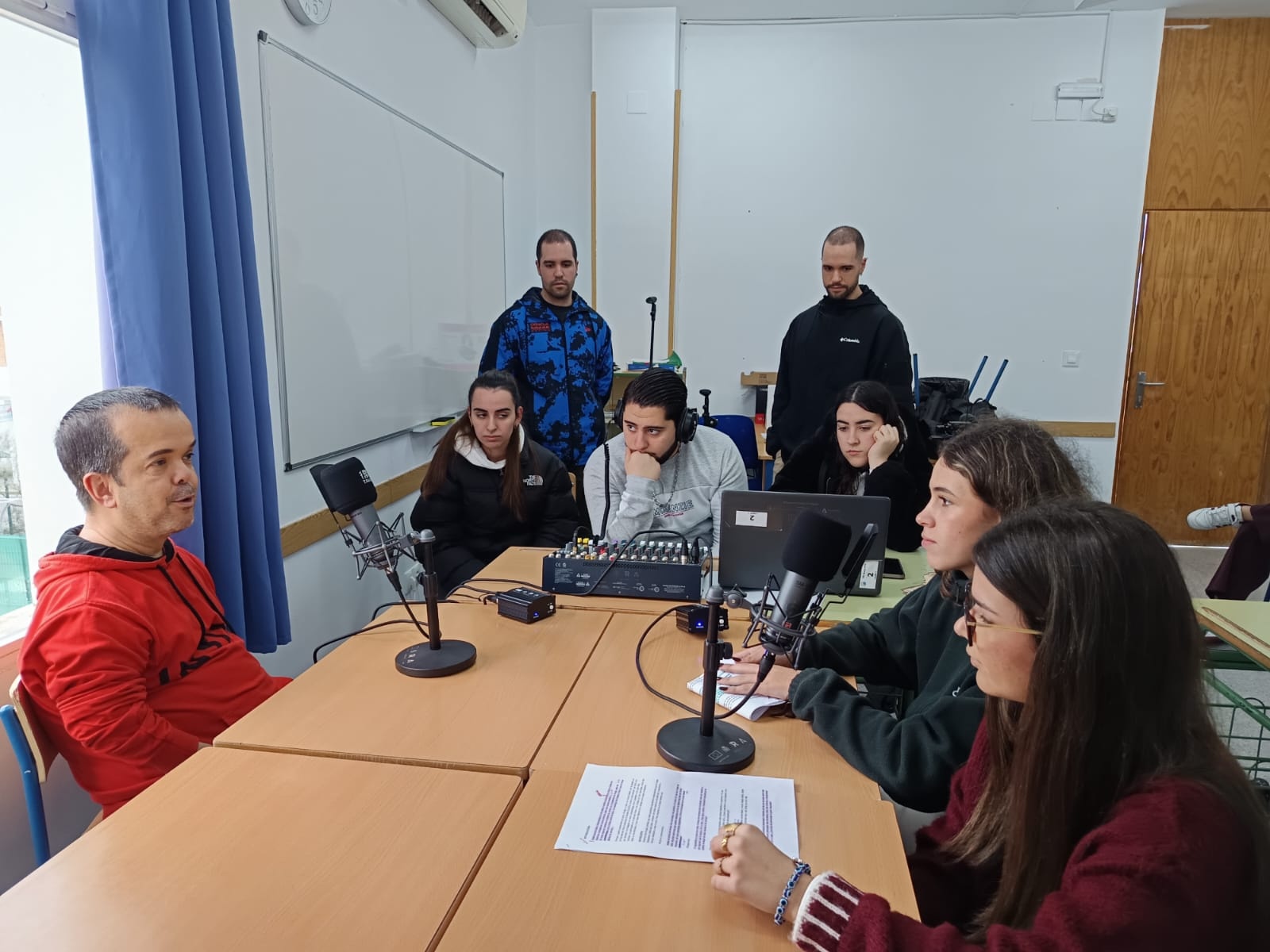 265fd251-a7f9-44f8-9f74-756533b95033