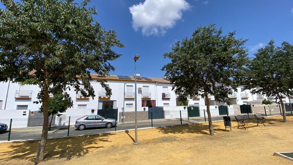 2c969bfe-c301-40ca-bafa-a23ab6d9df30