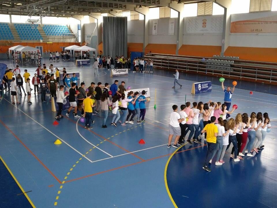 33401175_10160421754060593_344307341774028800_n