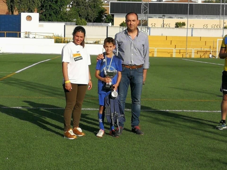 34069152_1523721427739359_8529151832574918656_n