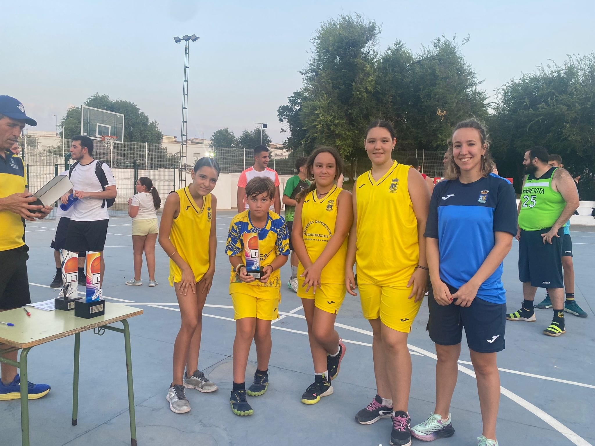 453567737_882872140535751_373856684987164683_n