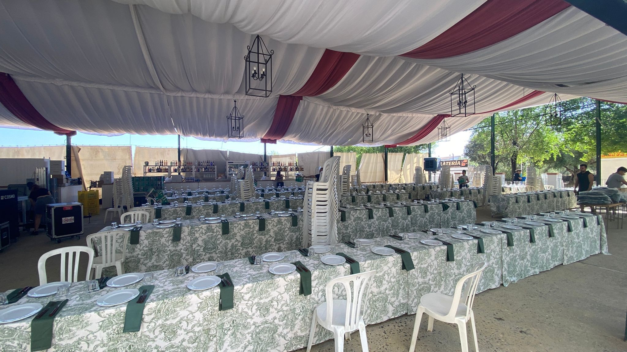 53482773-f583-42e8-8008-cd7b9b9fe249