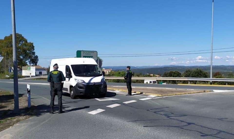 91626279_2632779113500246_657984316822781952_n