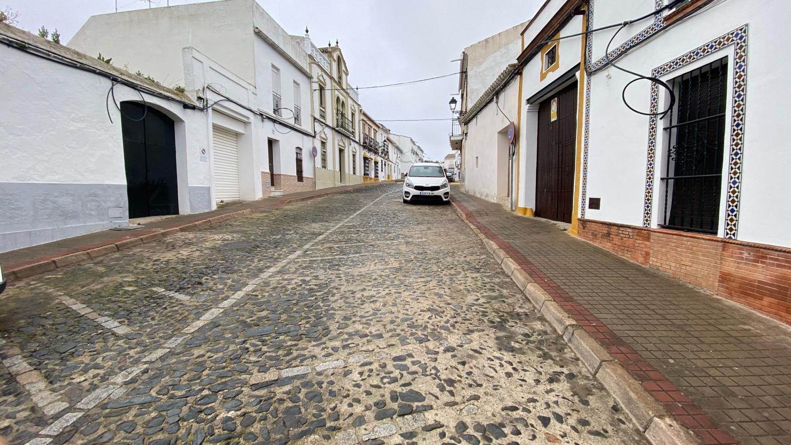 9ea96385-5b76-4aff-af64-233214f825cb