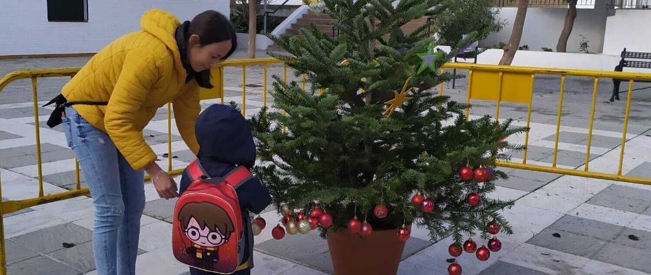 Adronando nuestro pñueblo en navidad6