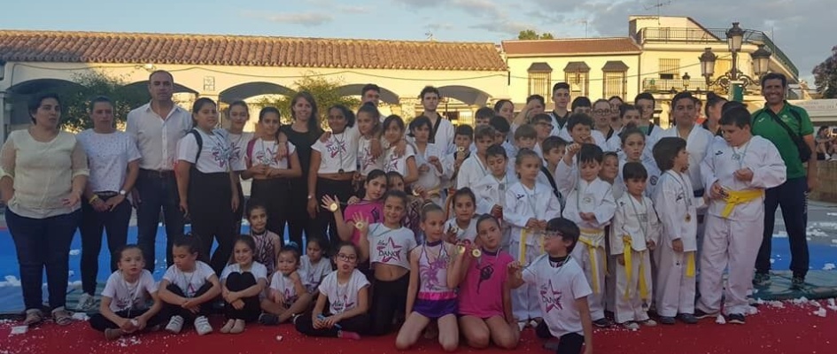 Clausura Gimnasia Ritmica y Taekwondo.13.06 (4)