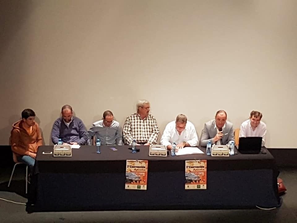 Convención Apicola26 (3)