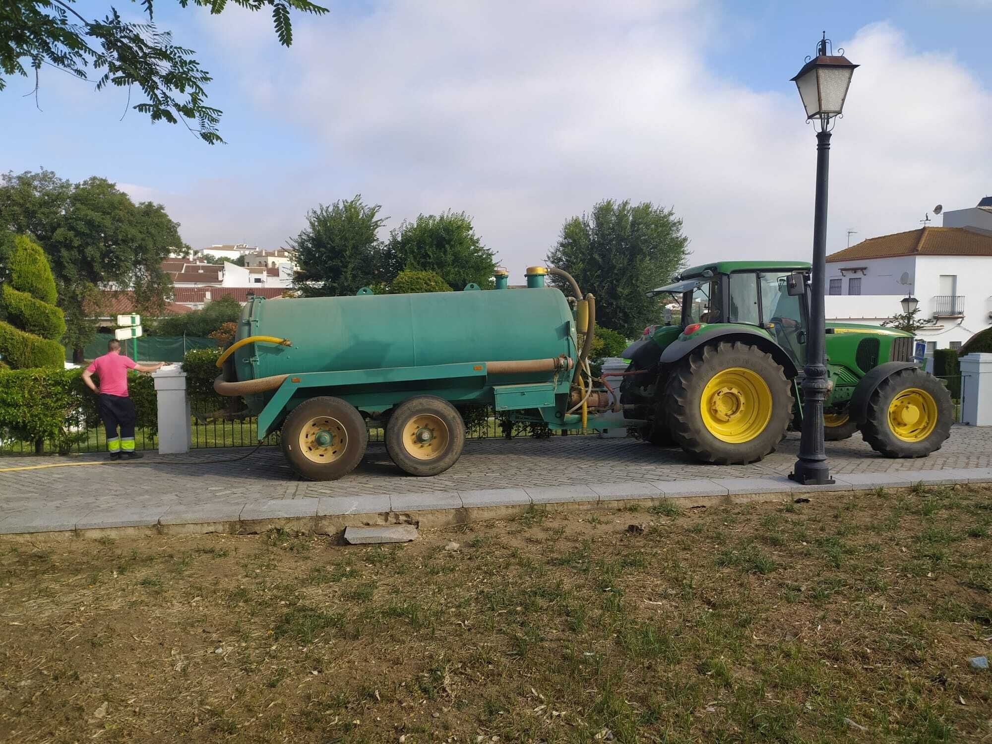 Cuba de Agua riego pozo.01.07 (2)