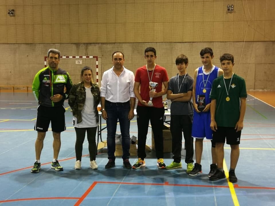 ESCUELAS VOLEI Y BALONCESTO.25.05 (4)