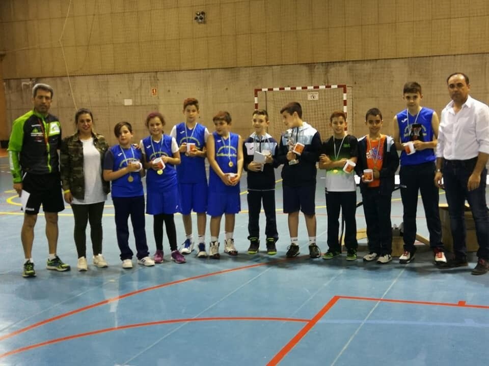 ESCUELAS VOLEI Y BALONCESTO.25.05 (8)