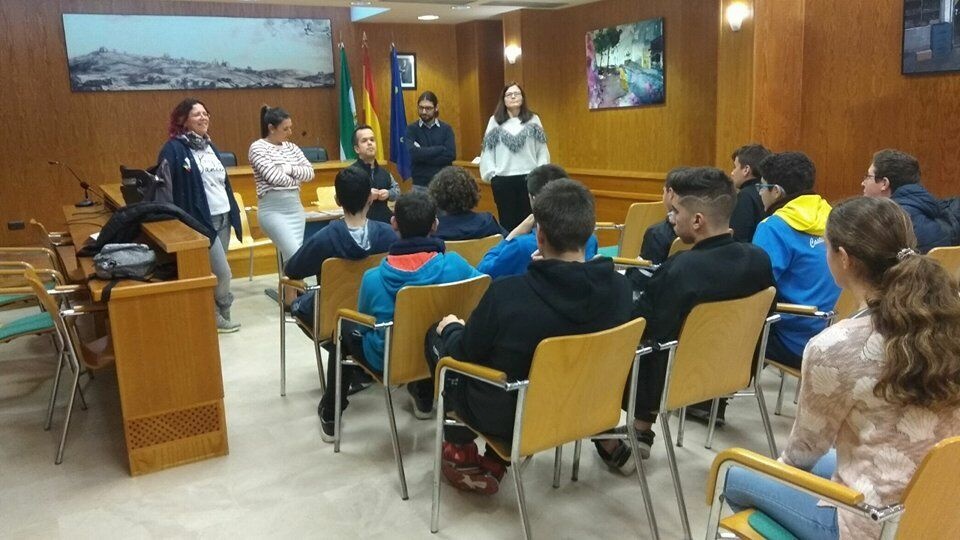 PRESENTACION PROYECTO PARLAMENTO JOVEN.03.04 (2)
