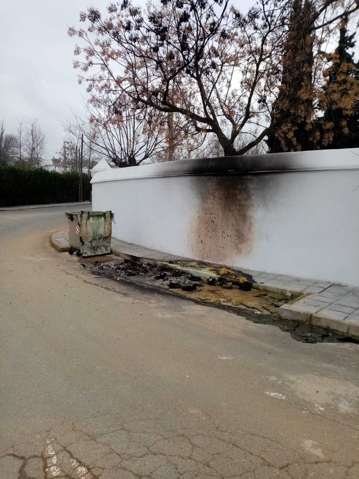 Quema contenedores.01.02 (1)