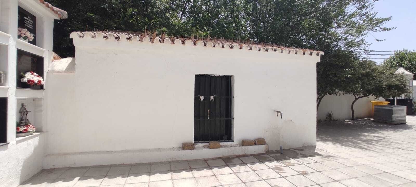 aseos dementerio1