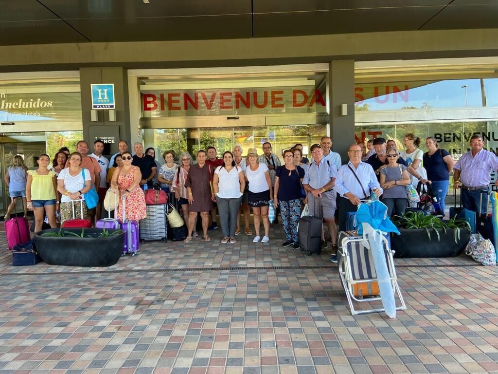 b9064947-3611-4cb8-babf-0a1788048f4b