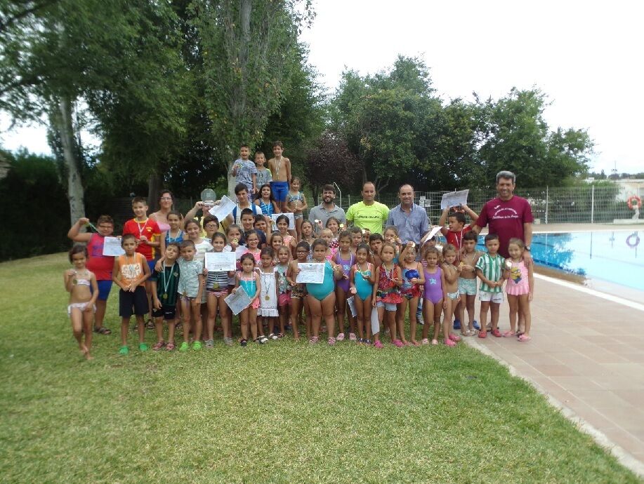 escuela cursos de natacion